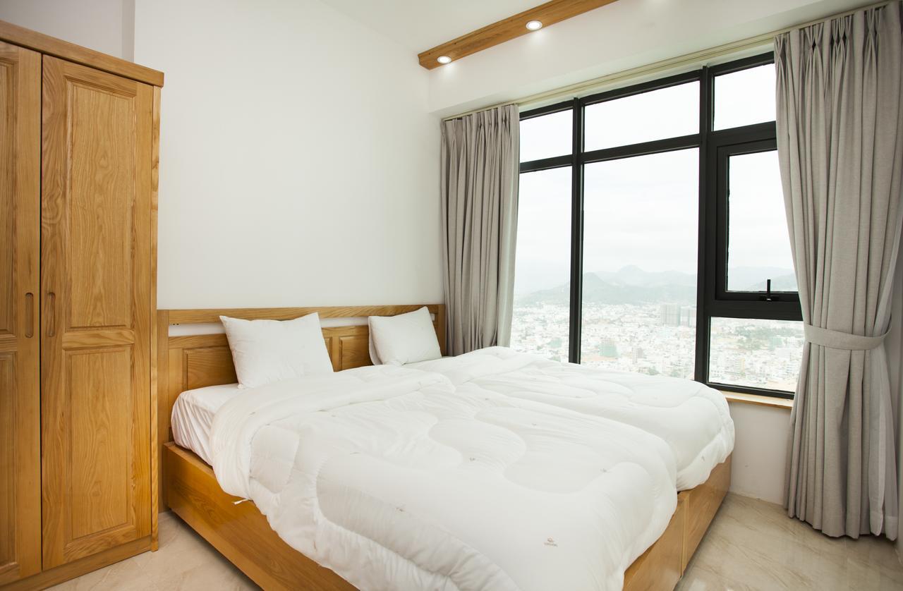 Beach Front Oceanous Apartment Нячанг Экстерьер фото