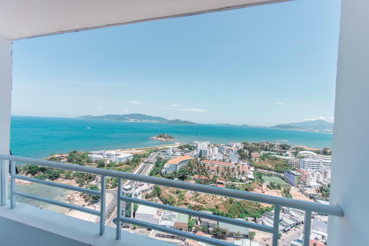 Beach Front Oceanous Apartment Нячанг Экстерьер фото