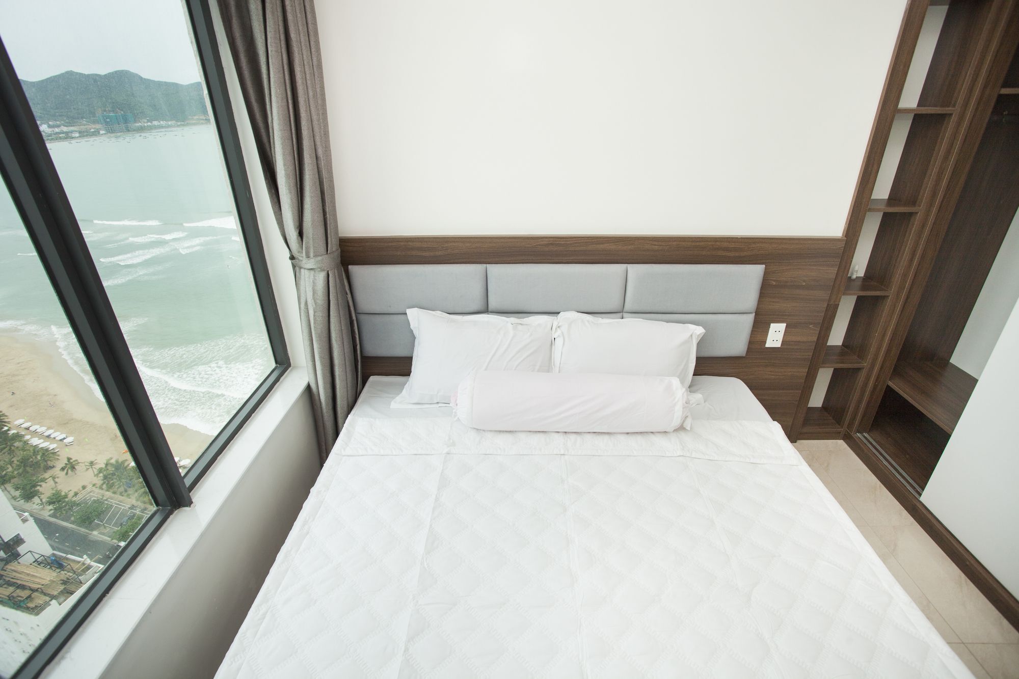 Beach Front Oceanous Apartment Нячанг Экстерьер фото